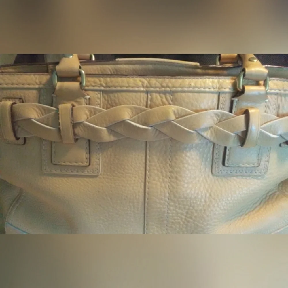 Coach Beige Leather Shoulder Bag with Tassel - Picture 2 of 15